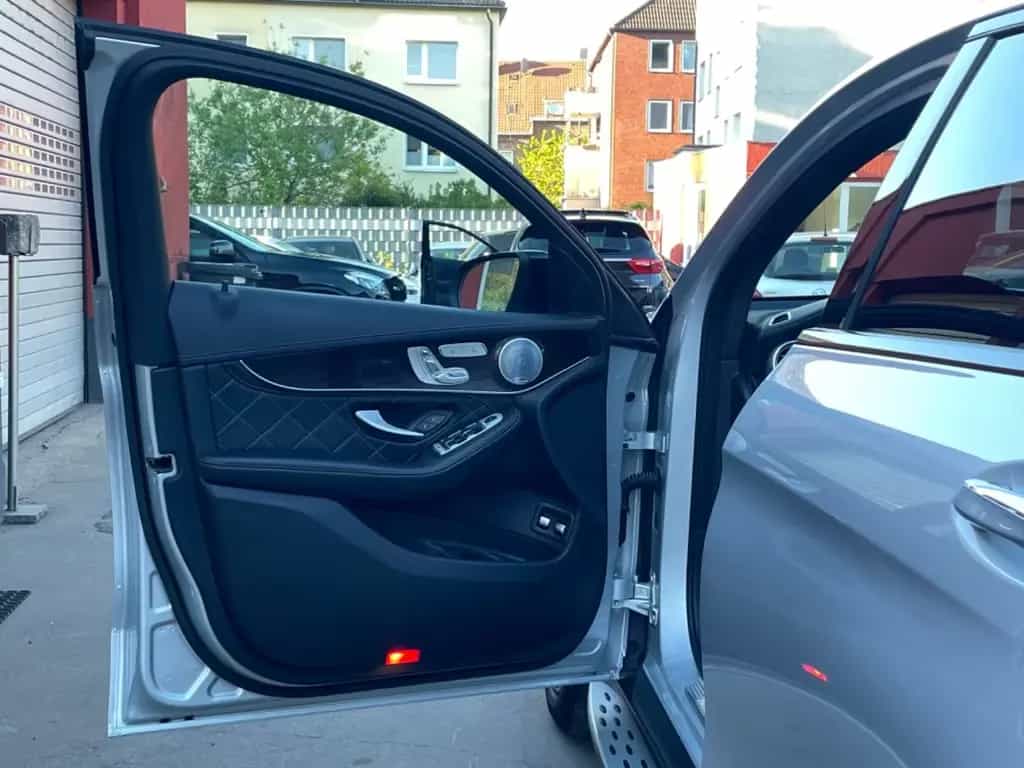 Mercedes-Benz GLC 300 Coupe 4Matic AMG/DESIGNO*MEMORY**VOLL** 04/2018-photo-7