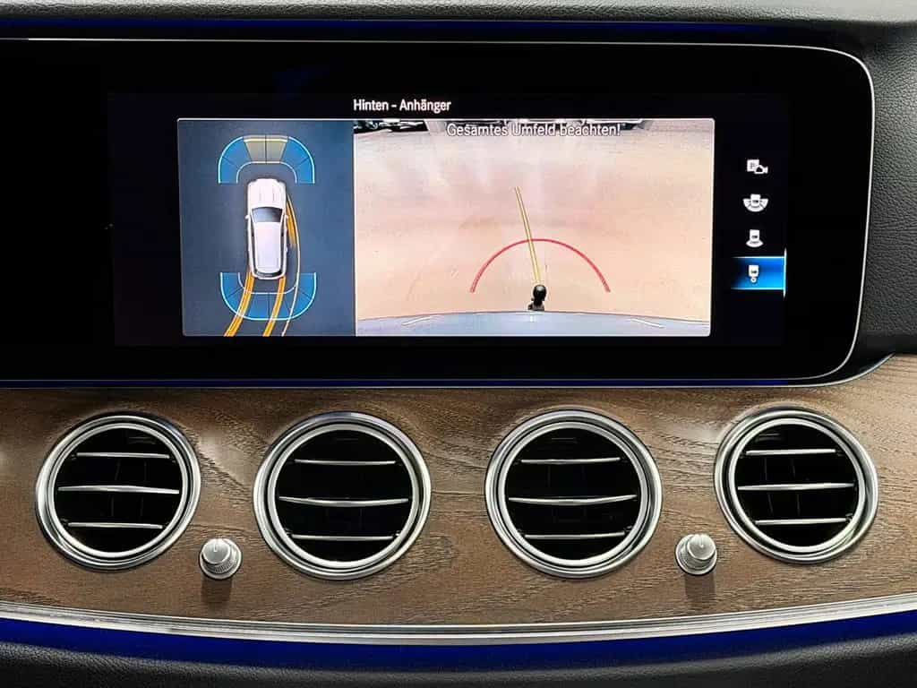 Mercedes-Benz E-Class 220 D T 9G-TRONIC AVANTGARDE *AUS 1 HAND* 01/2021-photo-9