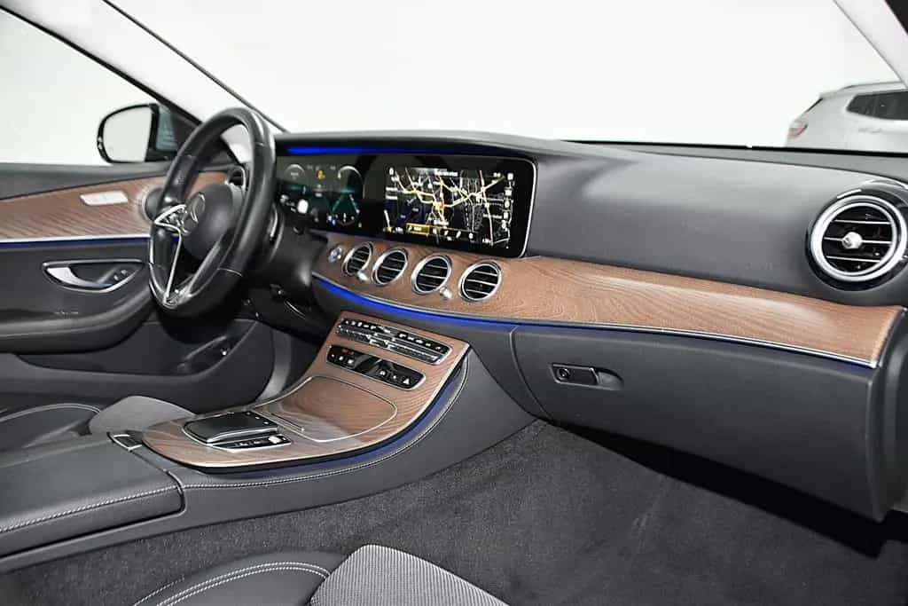 Mercedes-Benz E-Class 220 D T 9G-TRONIC AVANTGARDE *AUS 1 HAND* 01/2021-photo-23