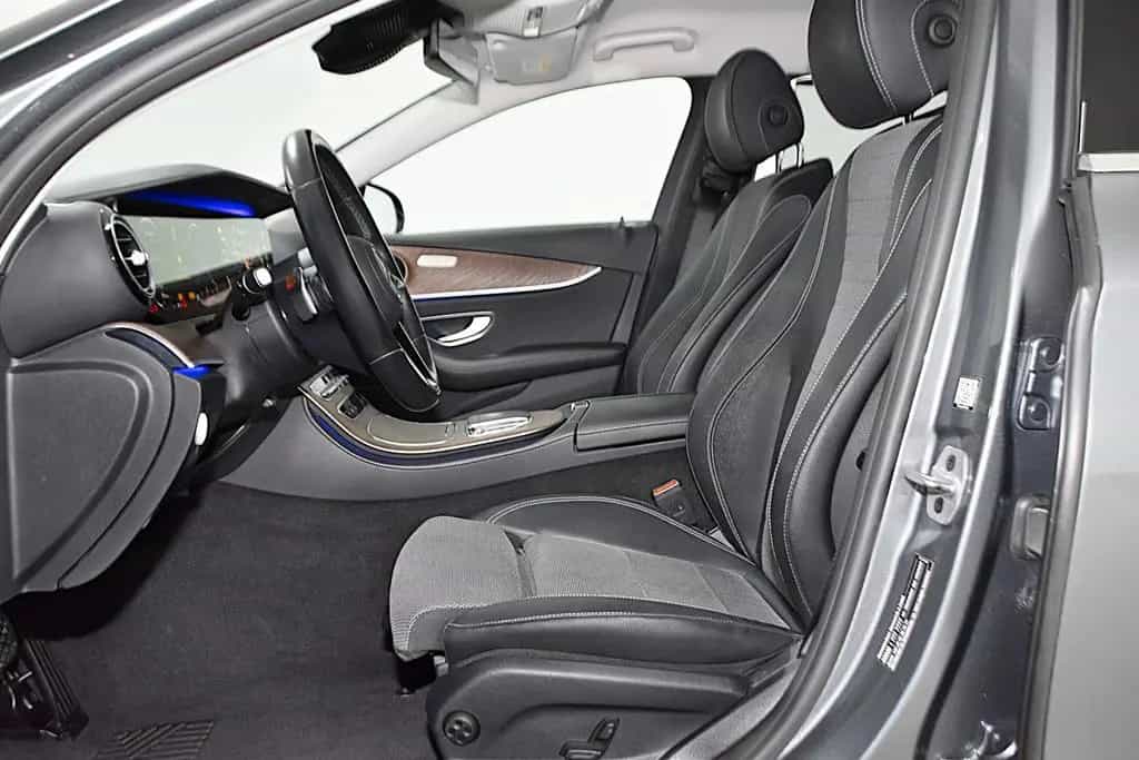 Mercedes-Benz E-Class 220 D T 9G-TRONIC AVANTGARDE *AUS 1 HAND* 01/2021-photo-24
