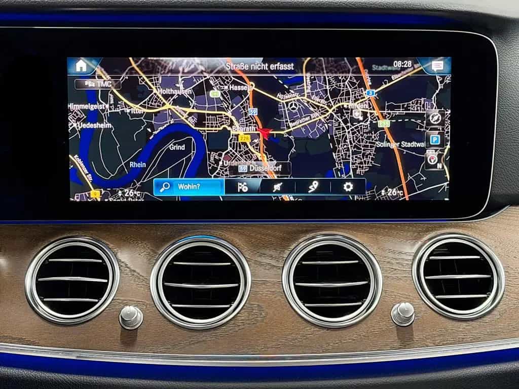 Mercedes-Benz E-Class 220 D T 9G-TRONIC AVANTGARDE *AUS 1 HAND* 01/2021-photo-7