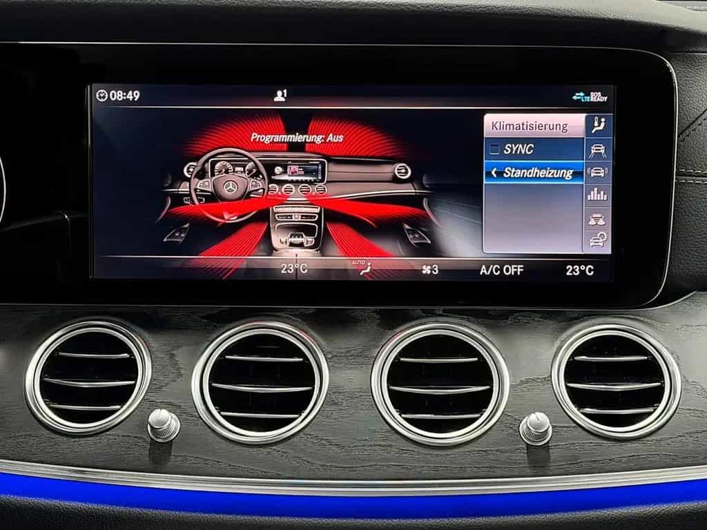 Mercedes-Benz E-Class 220 D T 9G-TRONIC AMG-LINE *TOP-ZUSTAND* 12/2018-photo-13