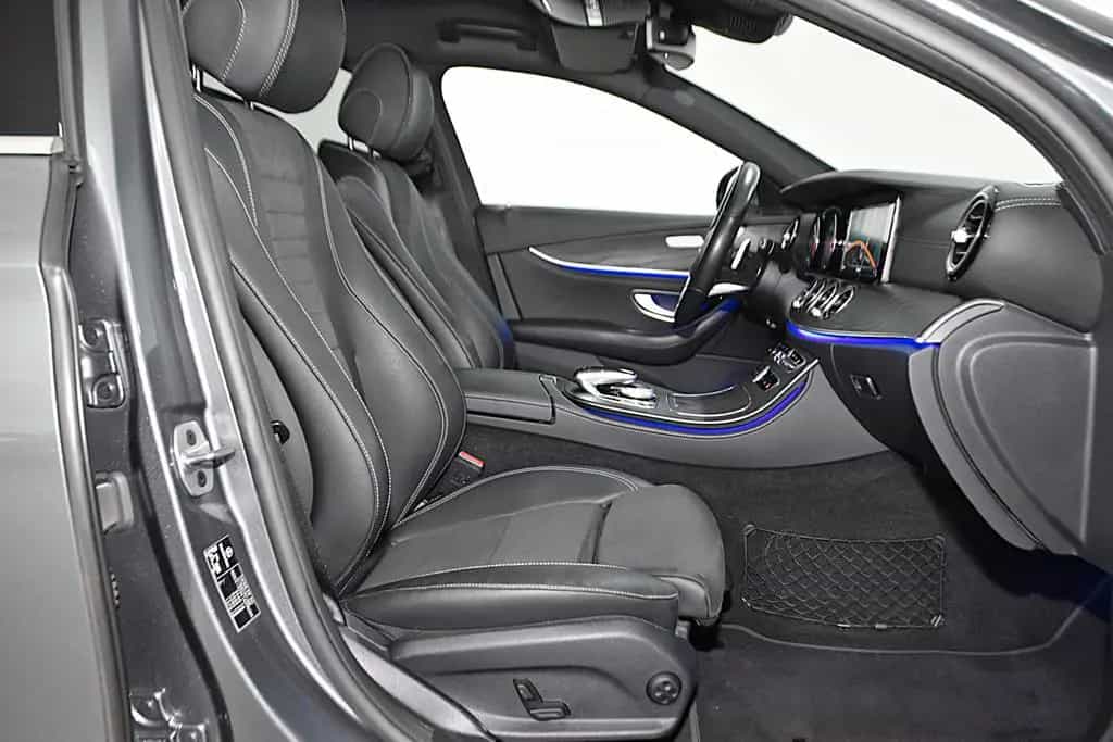 Mercedes-Benz E-Class 220 D T 9G-TRONIC AMG-LINE *TOP-ZUSTAND* 12/2018-photo-21
