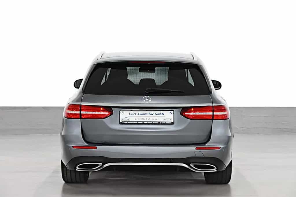 Mercedes-Benz E-Class 220 D T 9G-TRONIC AMG-LINE *TOP-ZUSTAND* 12/2018-photo-5