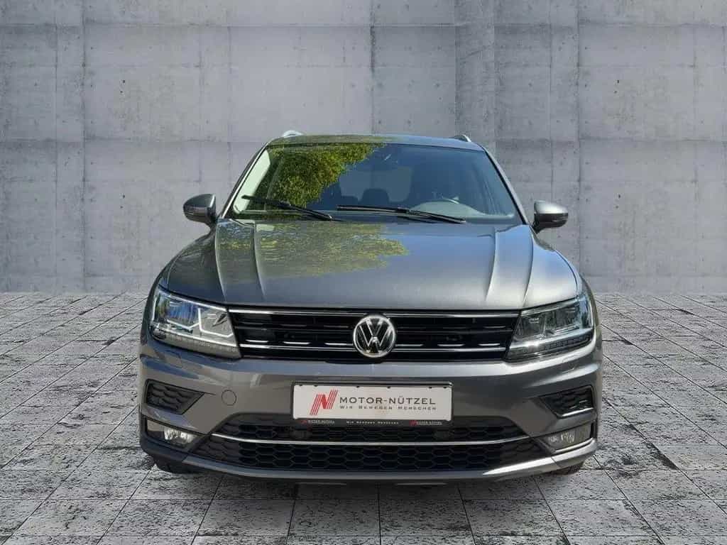 Volkswagen Tiguan 1.5 TSI DSG HIGHLINE LED+NAV+ACC+SHZ+AHK 10/2019-photo-2