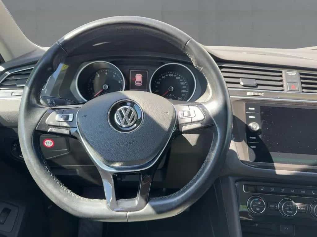 Volkswagen Tiguan 1.5 TSI DSG HIGHLINE LED+NAV+ACC+SHZ+AHK 10/2019-photo-9
