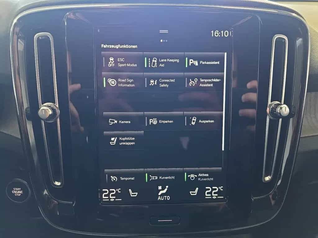 Volvo XC40 B4 Inscription ACC Leder 360° LED WinterPkt 01/2022-photo-26