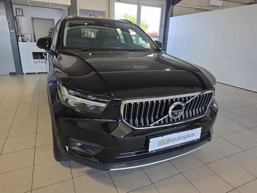 Volvo XC40 B4 Inscription ACC Leder 360° LED WinterPkt 01/2022-photo-3