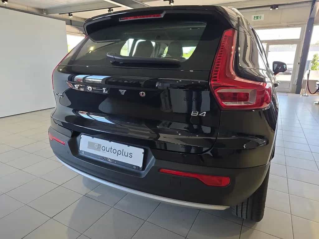 Volvo XC40 B4 Inscription ACC Leder 360° LED WinterPkt 01/2022-photo-6