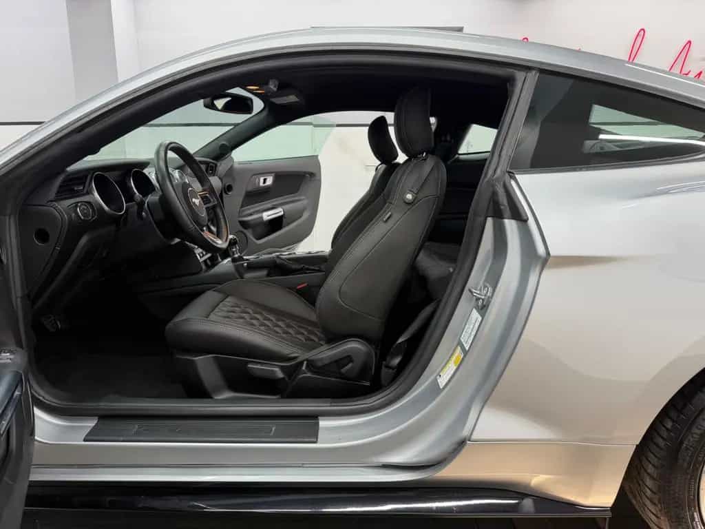 Ford Mustang 2.3 Ecoboost Schalter Iconic Silver/Android/Keyl 07/2020-photo-18