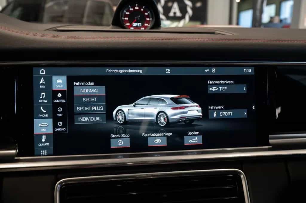 Porsche Panamera GTS Sport Turismo|SPORT-DESIGN|CHRONO 01/2020-photo-24