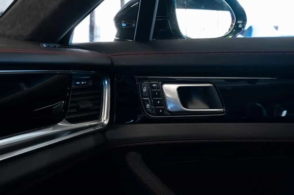 Porsche Panamera GTS Sport Turismo|SPORT-DESIGN|CHRONO 01/2020-photo-41