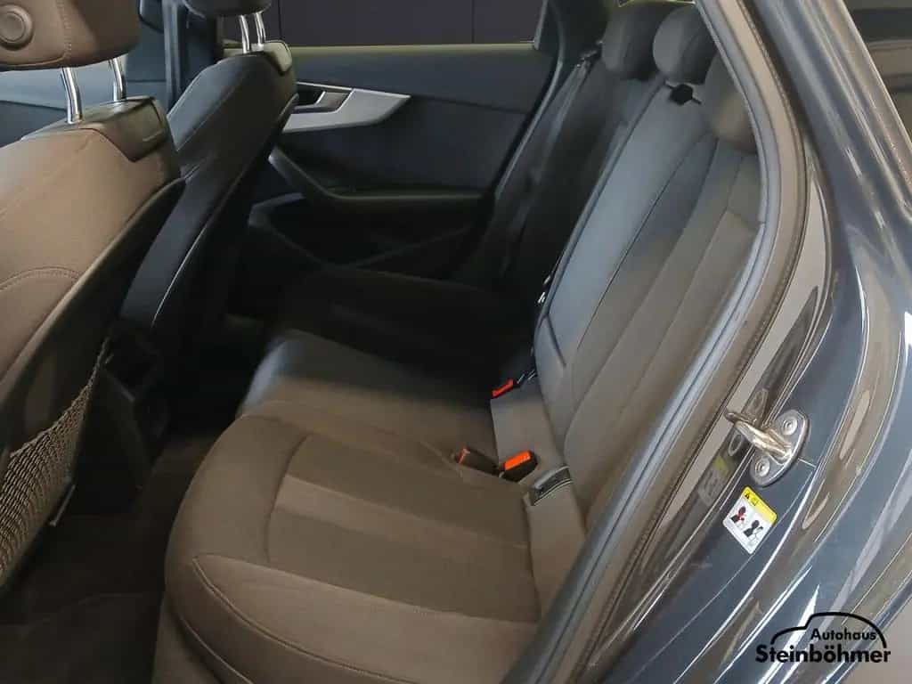Audi A4 Avant 35TFSI sport XenonPlus NAV MMI AHK ACC 06/2019-photo-12