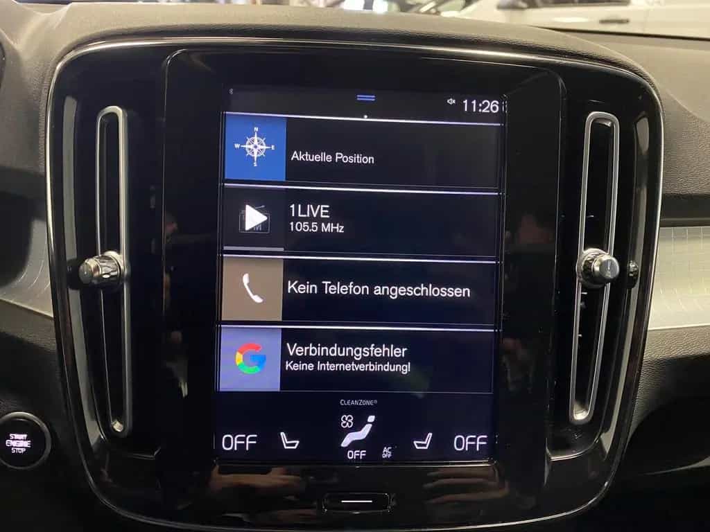 Volvo XC40 KLIMA+RFK+PDC+NAVI+SITZHEIZ+4x4+AHK+ALU+LED 03/2019-photo-12