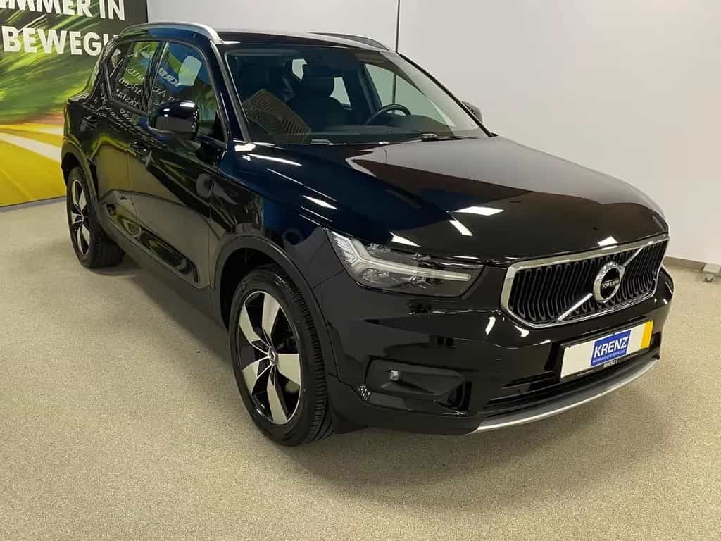 Volvo XC40 KLIMA+RFK+PDC+NAVI+SITZHEIZ+4x4+AHK+ALU+LED 03/2019-photo-2