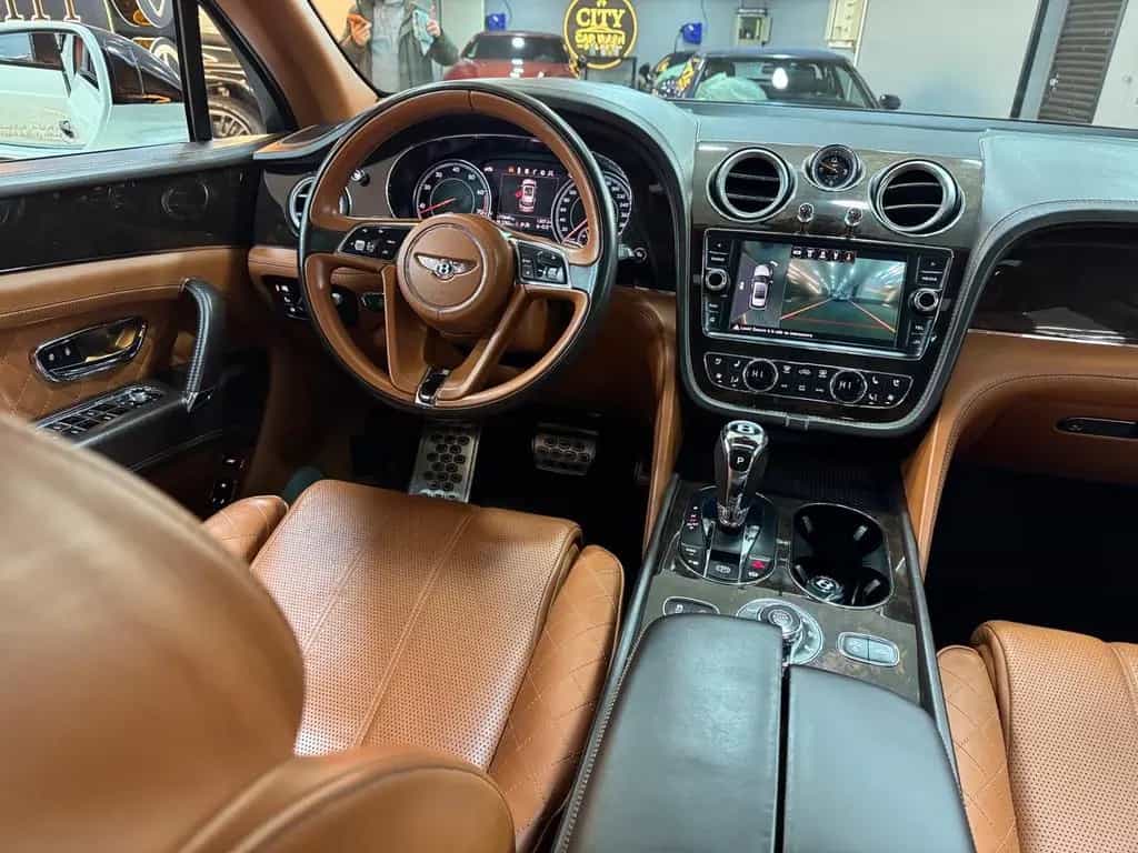 Bentley Bentayga 6.0 W12 4WD First Edition/22 ZOLL/WEISS 02/2018-photo-11