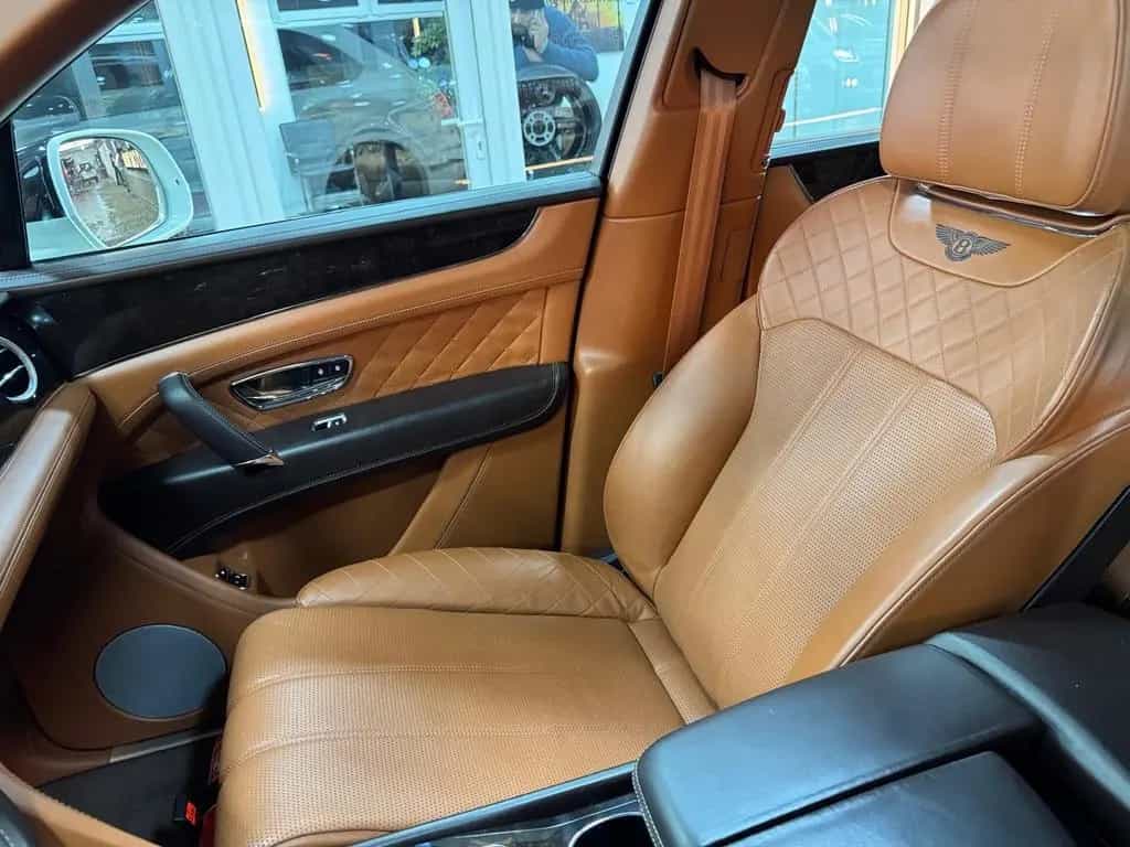 Bentley Bentayga 6.0 W12 4WD First Edition/22 ZOLL/WEISS 02/2018-photo-13