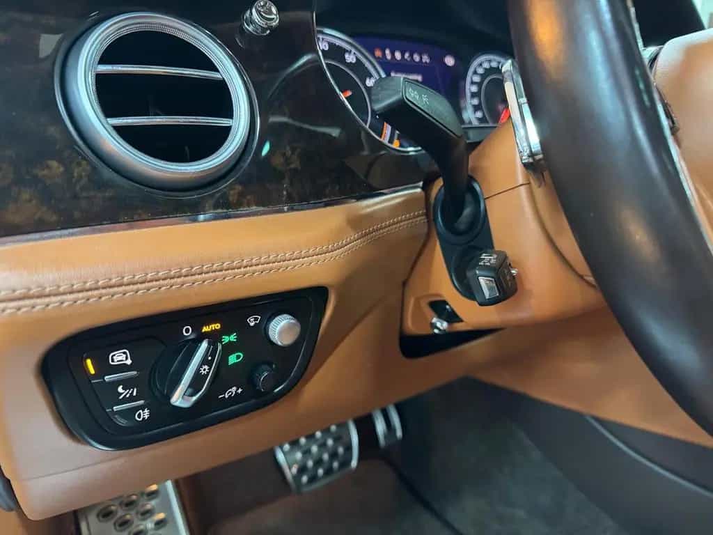 Bentley Bentayga 6.0 W12 4WD First Edition/22 ZOLL/WEISS 02/2018-photo-15