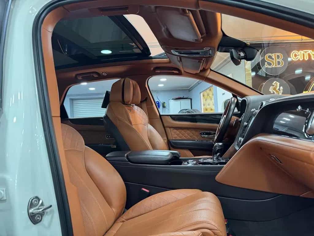 Bentley Bentayga 6.0 W12 4WD First Edition/22 ZOLL/WEISS 02/2018-photo-6