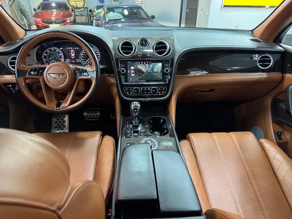 Bentley Bentayga 6.0 W12 4WD First Edition/22 ZOLL/WEISS 02/2018-photo-9