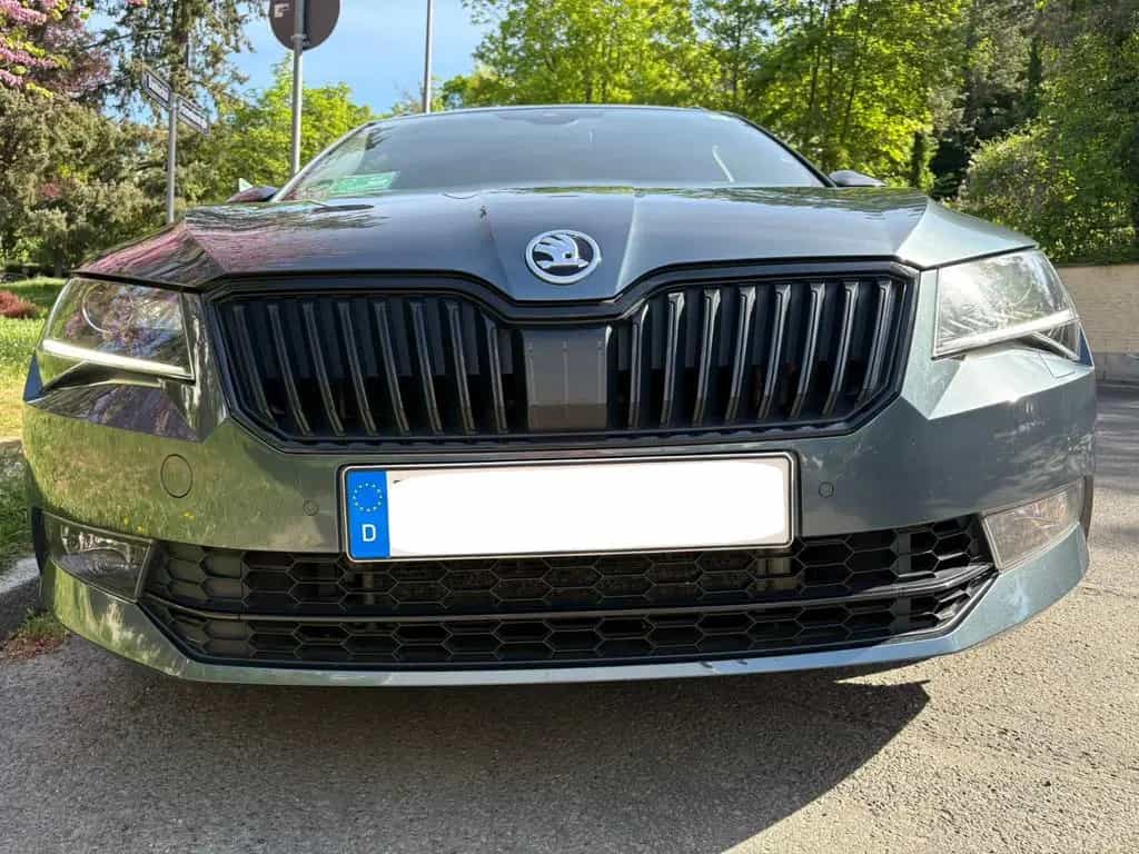 Skoda Superb Sportline Allrad Canton Standheizung Pano 11/2017-photo-1