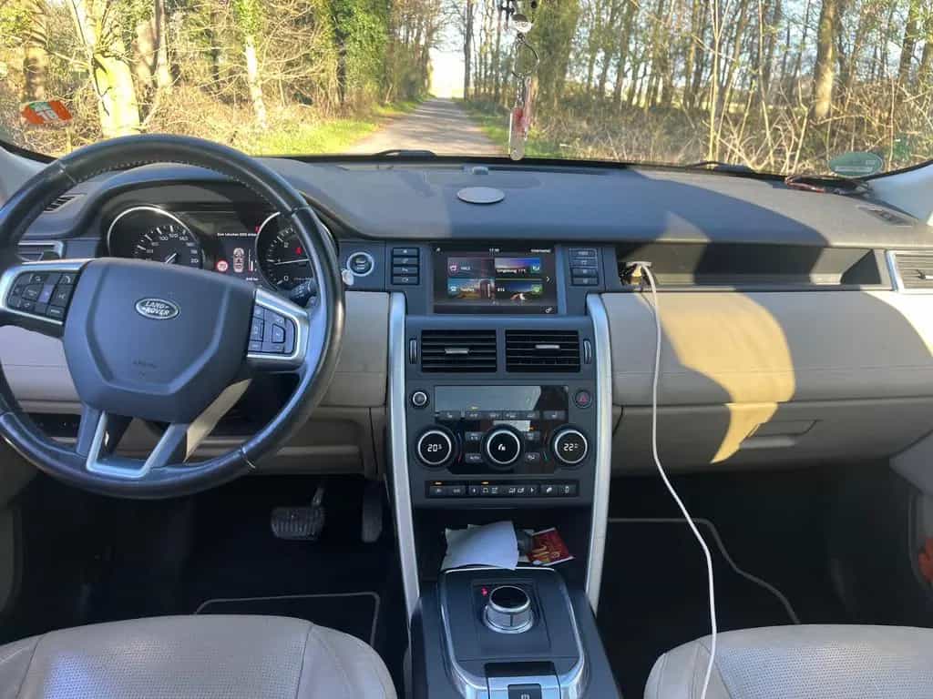 Land Rover Discovery Sport TD4 180PS Automatik 4WD HSE HSE 01/2016-photo-14