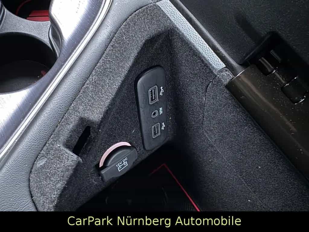 Dodge Challenger 08/2021-photo-20