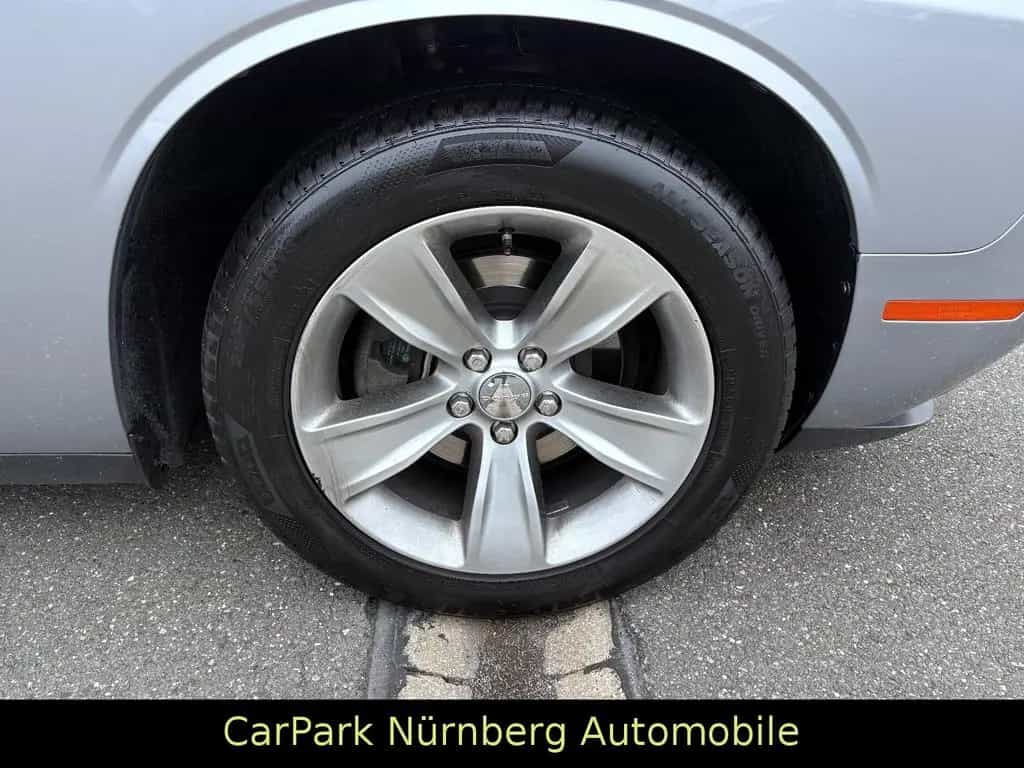 Dodge Challenger 08/2021-photo-21