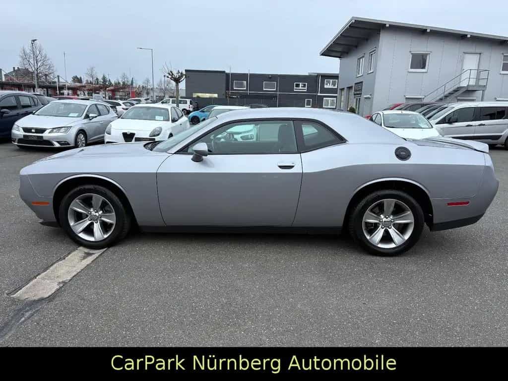 Dodge Challenger 08/2021-photo-8