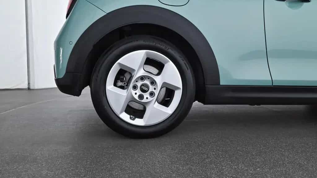 MINI Cooper C 08/2024-photo-15
