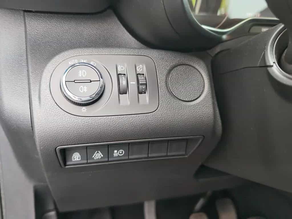 Opel Combo Life XL Lang 1.5 *Standheiz*ACC*Kamera* 06/2022-photo-17
