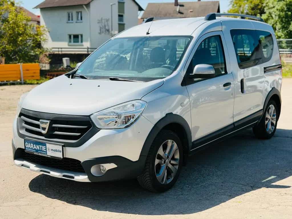 Dacia Dokker Stepway*Klima*PDC*1.Hand*Scheckheft 01/2016-photo-2