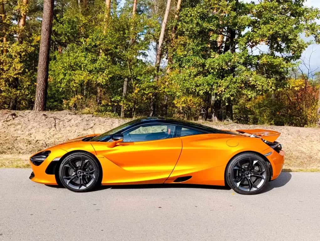 McLaren 720S Carbon 765LT 06/2019-photo-7
