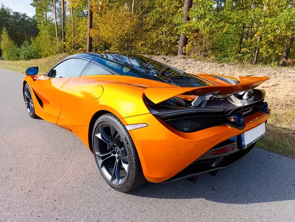 McLaren 720S Carbon 765LT 06/2019-photo-8