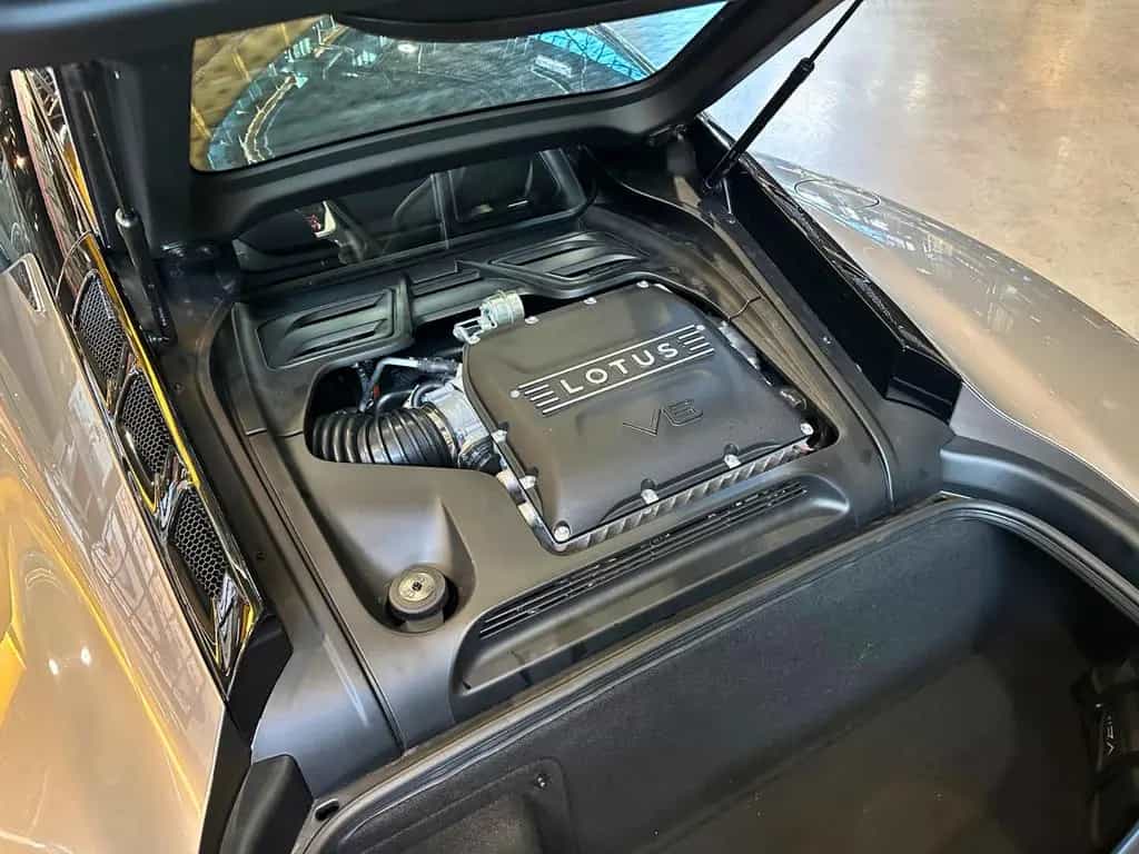 Lotus Emira 3.5 V6 Komo-Tec 475PS /  Alcantara 08/2023-photo-18