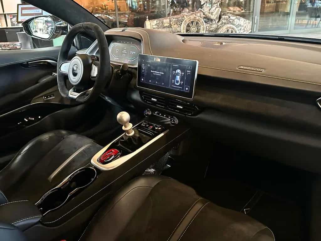 Lotus Emira 3.5 V6 Komo-Tec 475PS /  Alcantara 08/2023-photo-20