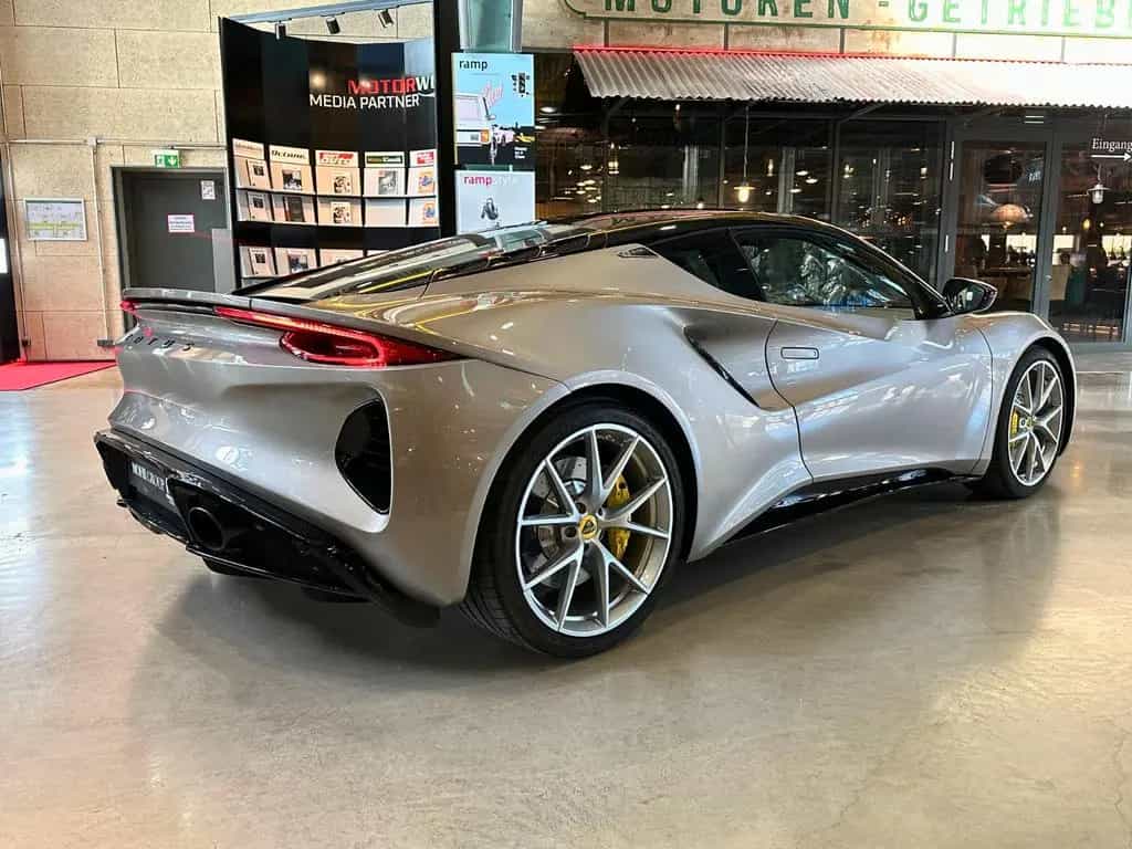 Lotus Emira 3.5 V6 Komo-Tec 475PS /  Alcantara 08/2023-photo-6