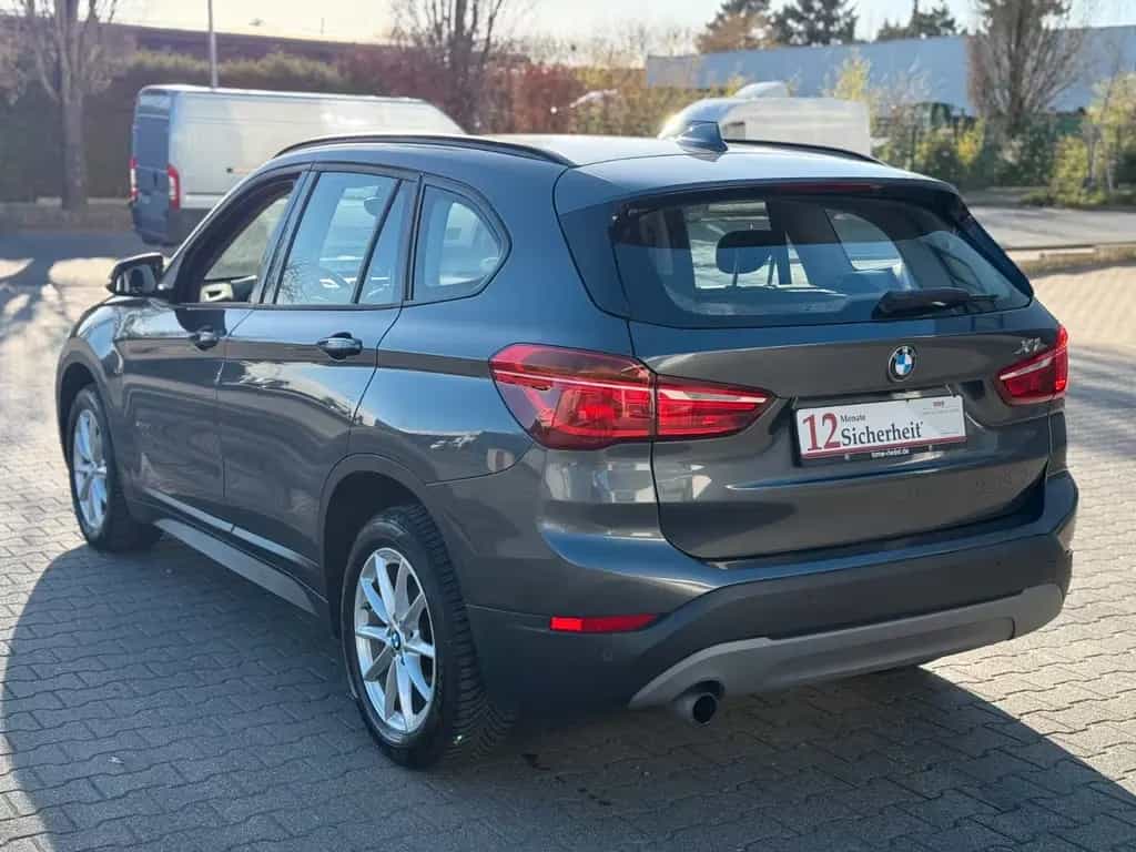 BMW X1 sDrive 18 i Advantage Garantie* Kamera* Navi* 11/2016-photo-10