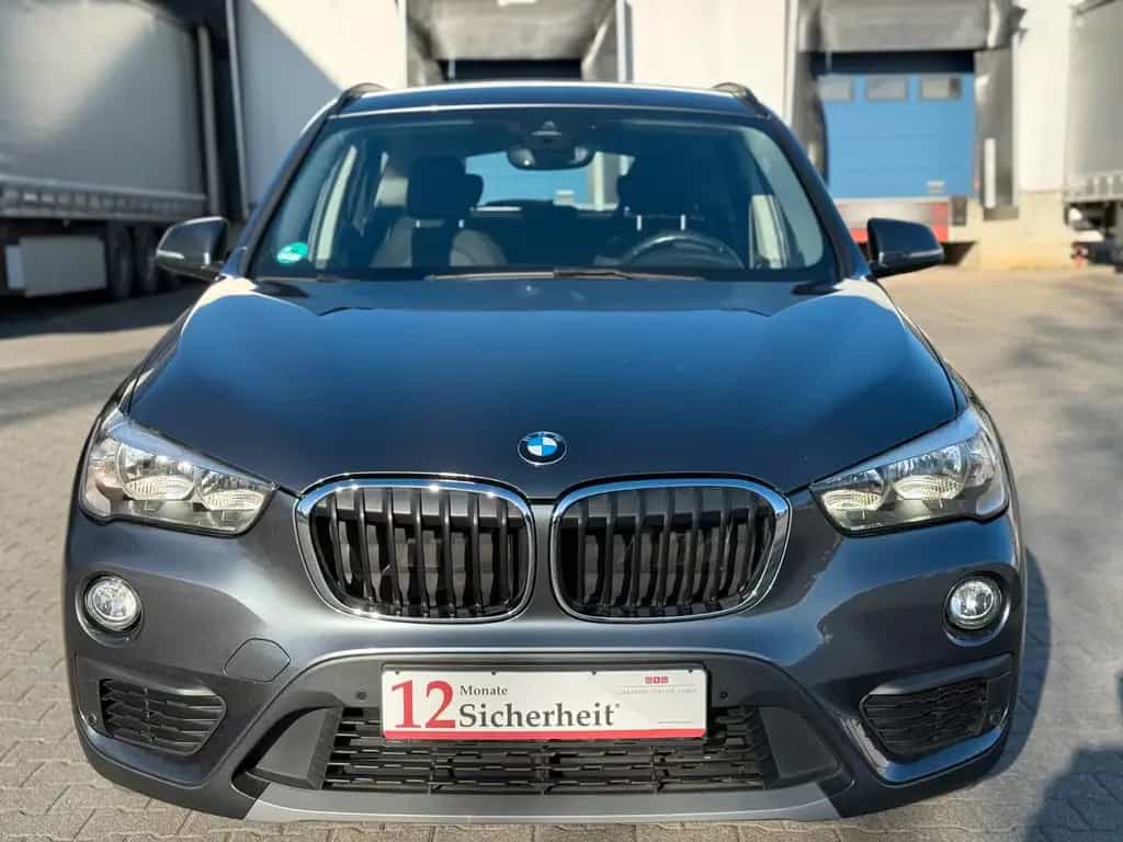 BMW X1 sDrive 18 i Advantage Garantie* Kamera* Navi* 11/2016-photo-3