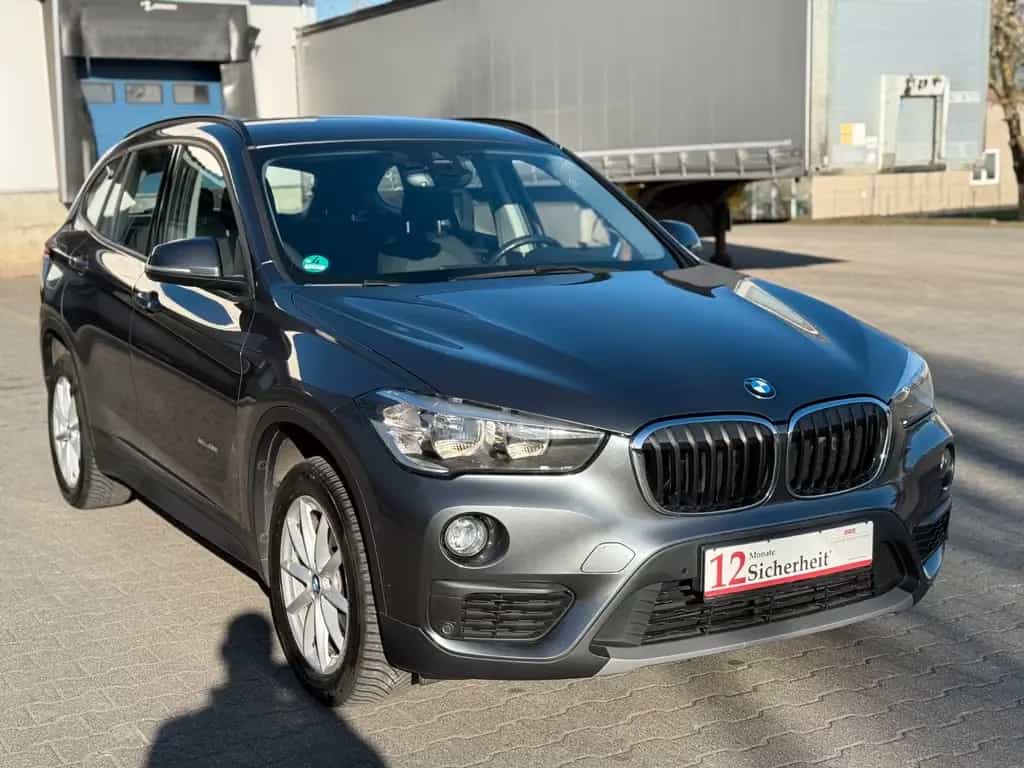 BMW X1 sDrive 18 i Advantage Garantie* Kamera* Navi* 11/2016-photo-5