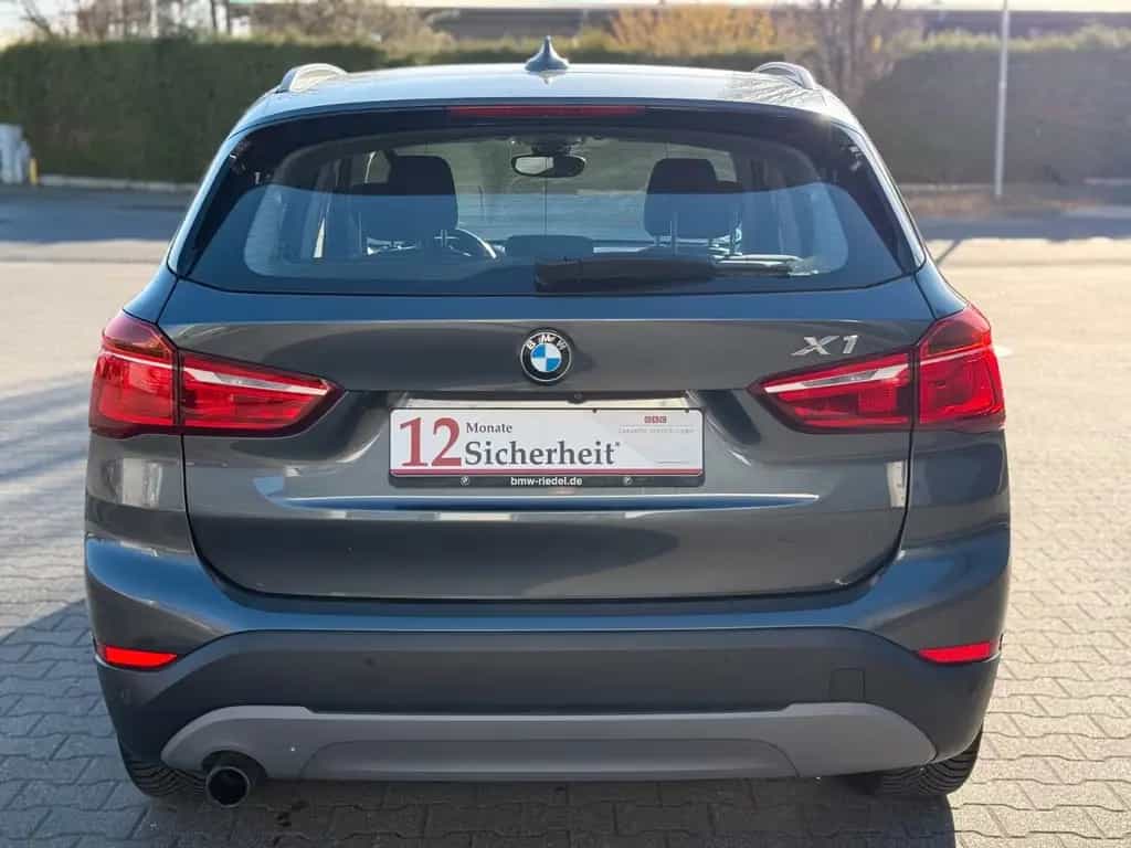 BMW X1 sDrive 18 i Advantage Garantie* Kamera* Navi* 11/2016-photo-7