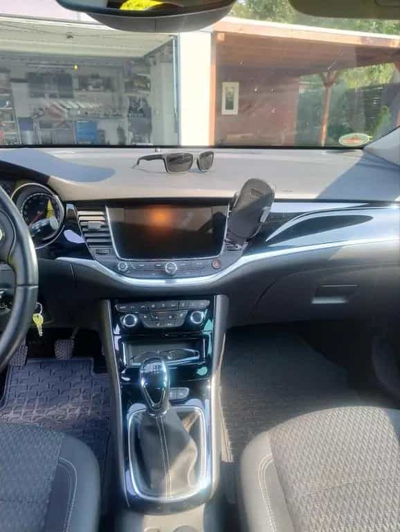 Opel Astra K 1,4 06/2019-photo-3