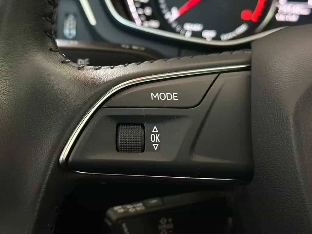 Audi A4 2.0TFSI SPORT MATRIX#B&O#SHZ#NAV#TEMP#KEYLESS 02/2018-photo-14