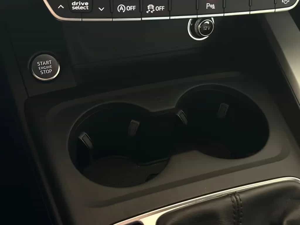 Audi A4 2.0TFSI SPORT MATRIX#B&O#SHZ#NAV#TEMP#KEYLESS 02/2018-photo-19