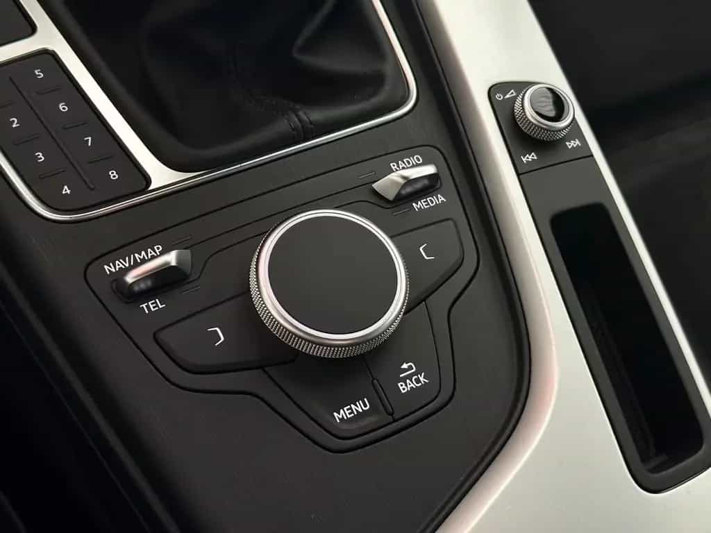 Audi A4 2.0TFSI SPORT MATRIX#B&O#SHZ#NAV#TEMP#KEYLESS 02/2018-photo-22