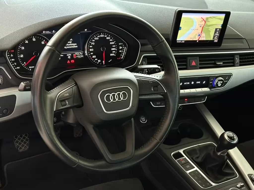 Audi A4 2.0TFSI SPORT MATRIX#B&O#SHZ#NAV#TEMP#KEYLESS 02/2018-photo-40