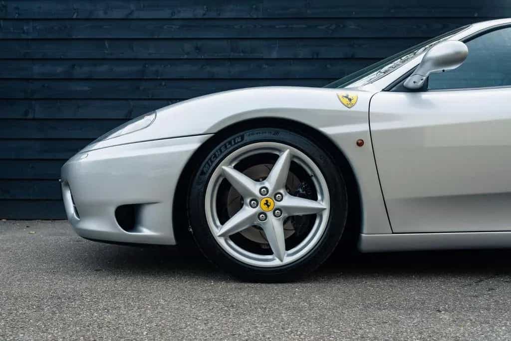 Ferrari 360 3.6 V8 Modena Schalter! - Wenig KM 06/2002-photo-23