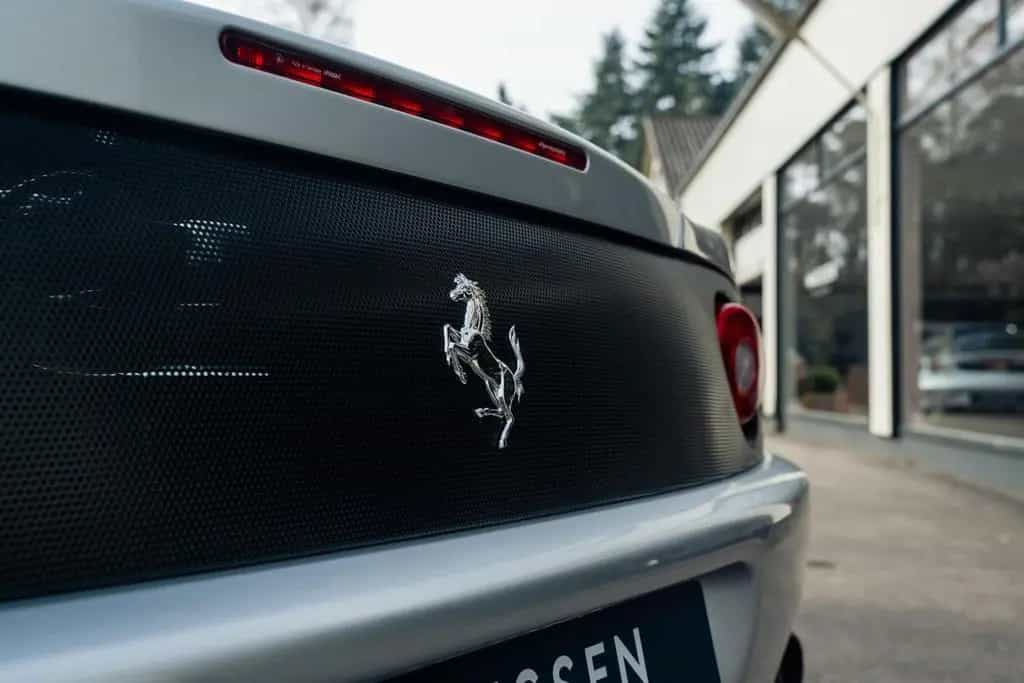 Ferrari 360 3.6 V8 Modena Schalter! - Wenig KM 06/2002-photo-25