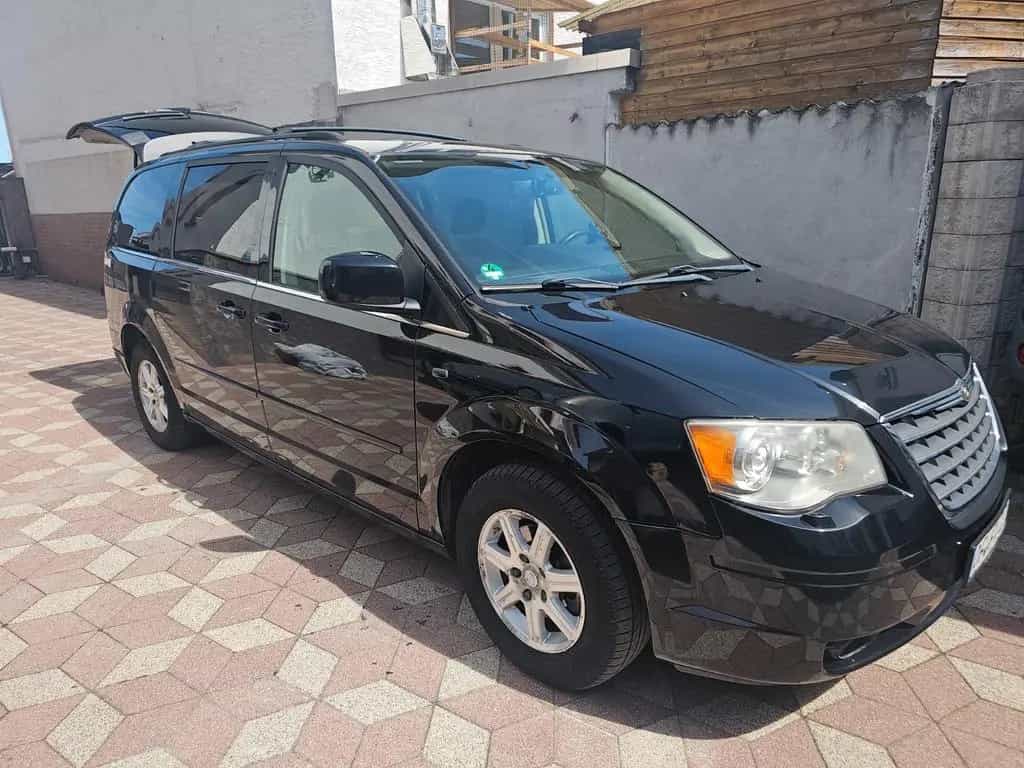 Chrysler Grand Voyager LX 2.8 CRD Autom. LX 09/2009-photo-0
