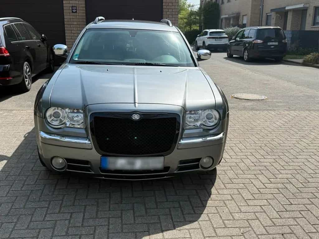 Chrysler 300C 04/2008-photo-8